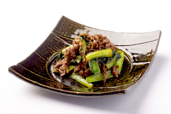 牛肉と小松菜の炒め物の写真