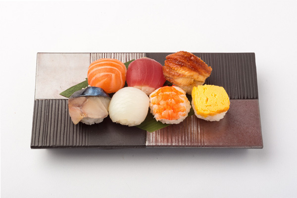 彩り手まり寿司の写真