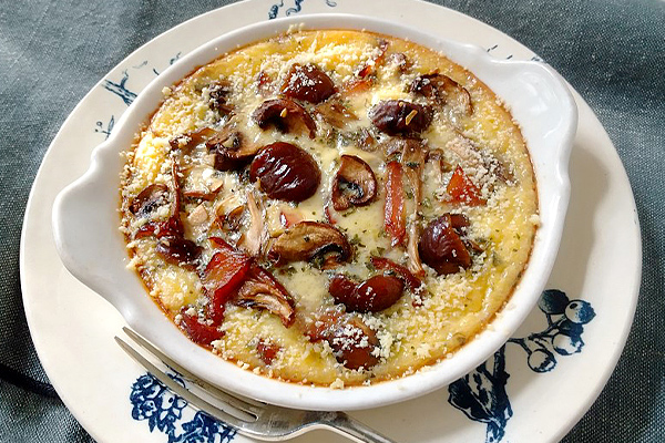 栗とキノコのクラフティー・サレ ～Clafoutis Salé aux Marrons et Champignons～の写真